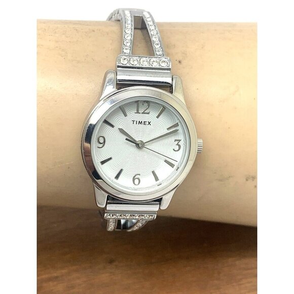 Timex Women's Watch TW2W18600 Quartz Silver Dial Stainless Steel 25mm - Picture 10 of 13